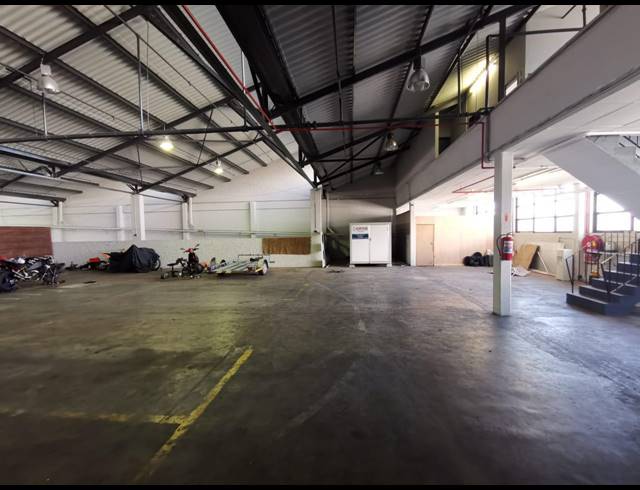 2,838M² WAREHOUSE TO LET IN PAARDEN EILAND